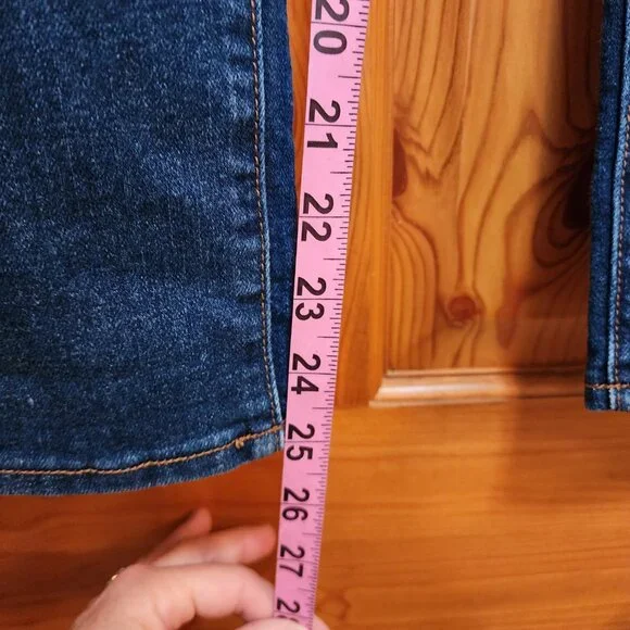 Old Navy Boyfriend Jeans, Size 8 - Picture 2 of 7